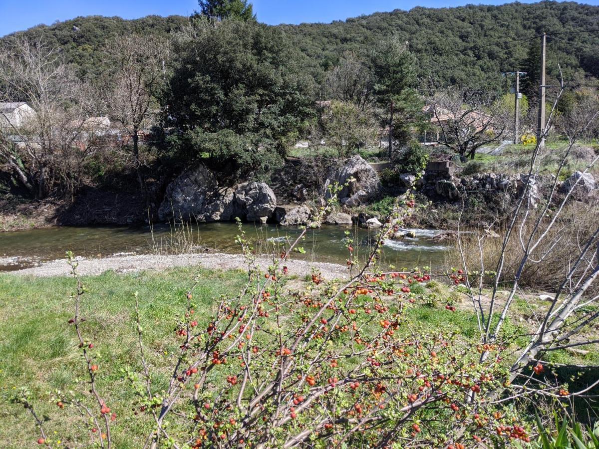 Le Moulin D'Arcas. Bed & Breakfast Prémian Eksteriør bilde