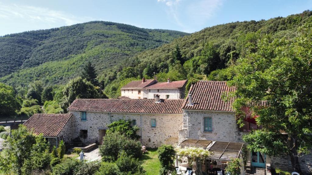 Le Moulin D'Arcas. Bed & Breakfast Prémian Eksteriør bilde